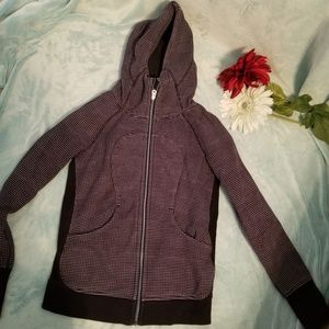 Lululemon scuba hoodie navy dotted